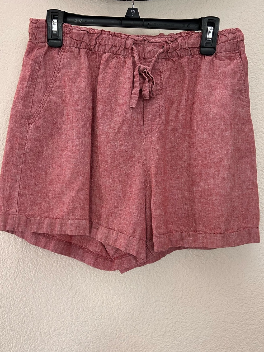 UNIQLO Women's Linen-Cotton Blend Pull-On Drawstring Shorts - Pink large